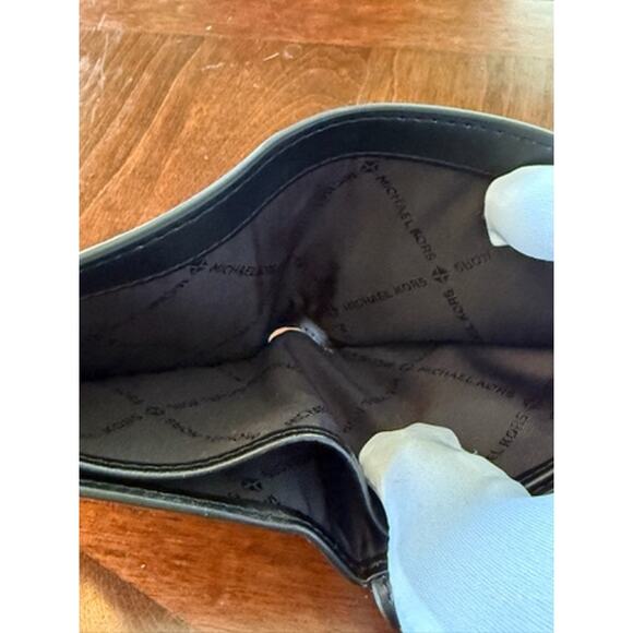 Retail $158 Michael Kors Black Leather BiFold Wallet*New with tags - Picture 7 of 9